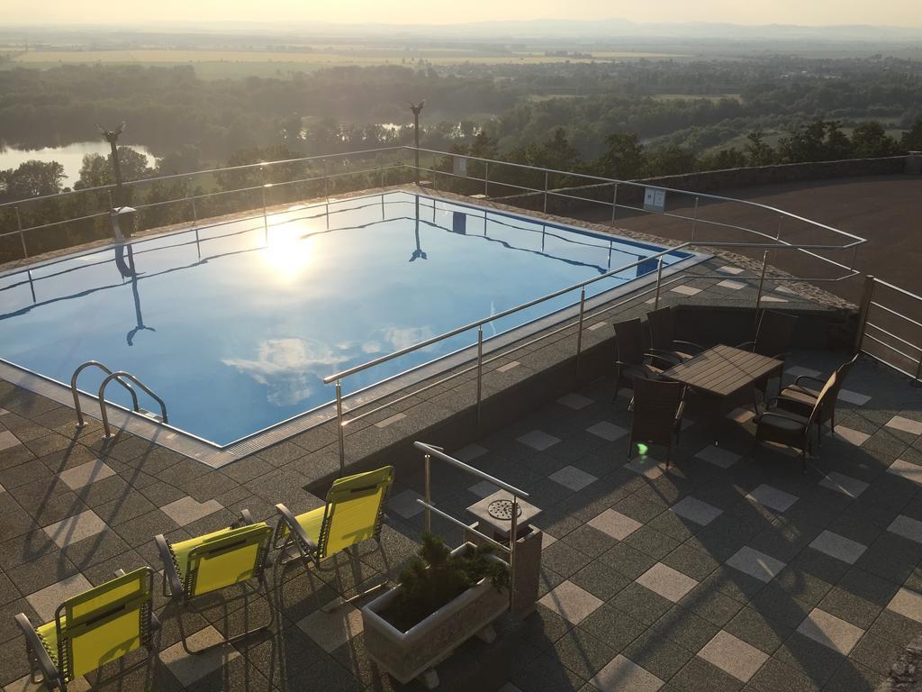 Wellness Pension Inovec Jalsove Exterior foto