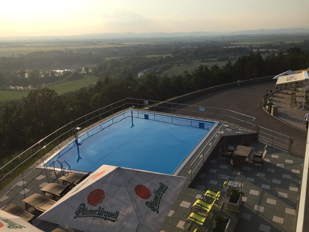 Wellness Pension Inovec Jalsove Exterior foto