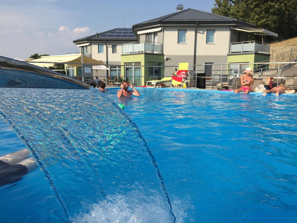 Wellness Pension Inovec Jalsove Exterior foto