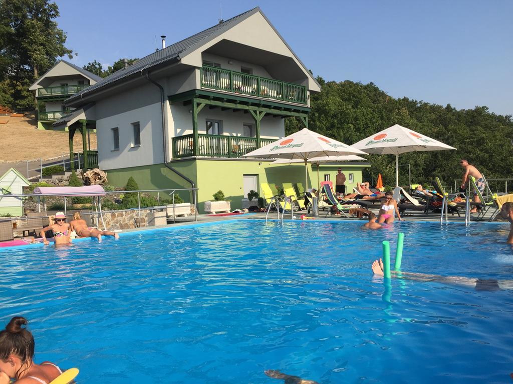 Wellness Pension Inovec Jalsove Exterior foto