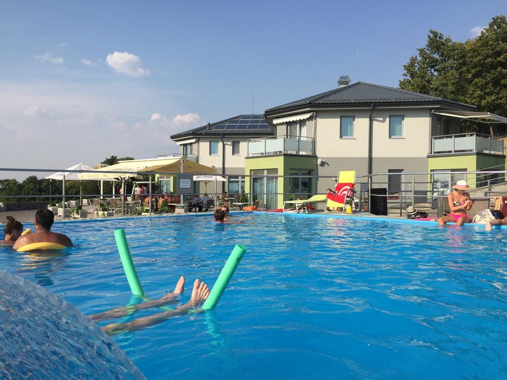 Wellness Pension Inovec Jalsove Exterior foto