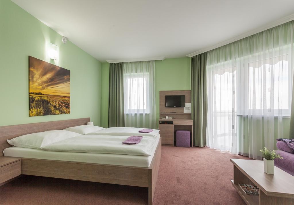 Wellness Pension Inovec Jalsove Exterior foto