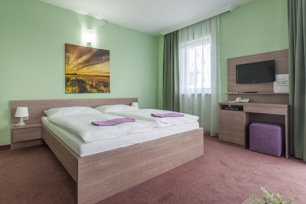 Wellness Pension Inovec Jalsove Exterior foto